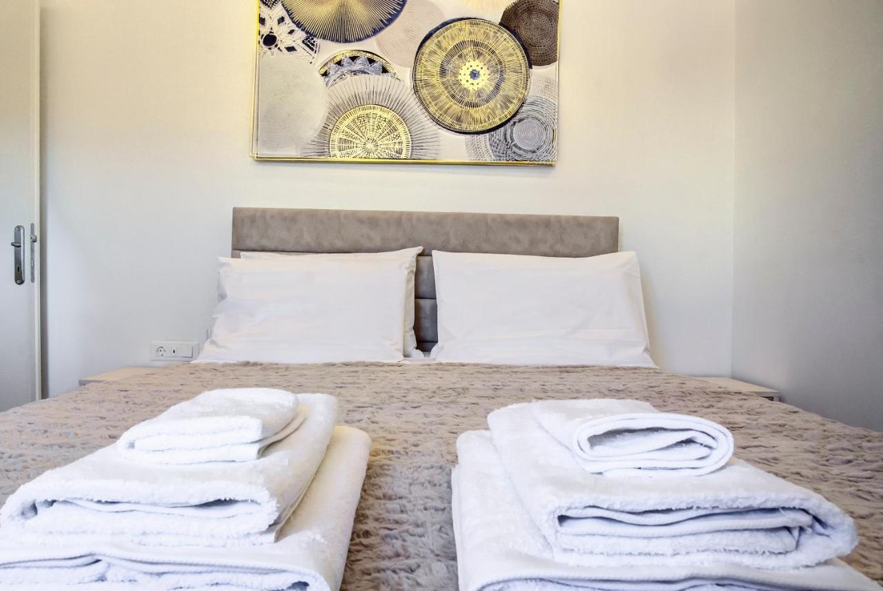The Heritage Penthouse! Old City Centre Corfu  외부 사진